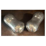 O - Nambe Hippo Salt and Pepper Shaker Set