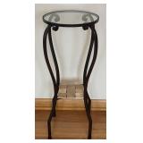 LR - Glass Top Metal Accent Table with Curved Legs