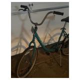 G - NordicTrack Good Life Bike with 28 Inch Seat Height