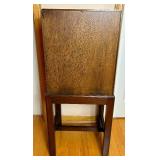 The Bartley Collection Ltd. Mahogany 3 Drawer Chest of Drawers with lock and 2 Keys