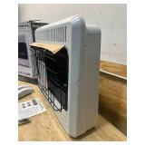Mr. Heater 30,000 BTU Vent-Free Blue Flame Heater, Dual Fuel, Natural Gas, LP, Model# MHVFDF30BFT MSRP $229
