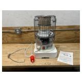 Dyna-Glo Delux Kerosene Convection Heater, 10,500 BTU, Model# WK11C8 MSRP $159.99