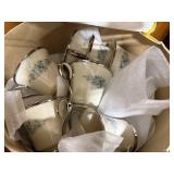 Lenox Repertoire Dinnerware Set with Blue Floral Pattern - 4 piece 8 place settings