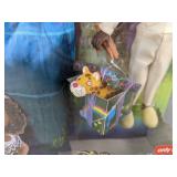 Barbie Life in the City Café and Disney Encanto Mirabel & Antonio Gift Ceremony Story Set - Brand New *A