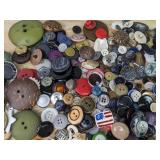 Buttons - Assorted Plastic, Metal & Shell, Mixed Sizes *P