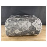 Floral Area Rug 9 ft x 12 ft - Brand New *L