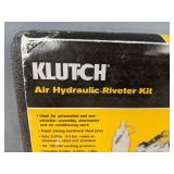 Klutch Air Hydraulic Riveter Kit 60-100 PSI, Rivets & Accessories - New *L