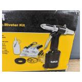 Klutch Air Hydraulic Riveter Kit 60-100 PSI, Rivets & Accessories - New *L
