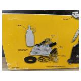 Klutch Air Hydraulic Riveter Kit 60-100 PSI, Rivets & Accessories - New *L