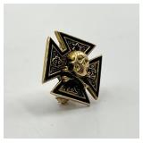 Phi Kappa Sigma Skull and Crossbones Fraternity Pin Badge