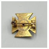 Phi Kappa Sigma Skull and Crossbones Fraternity Pin Badge