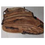 Autographed Rawlings PL2FS 12 Inch All Leather Shell Baseball Glove