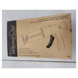 Pampered Chef Cookie Press with Discs and Recipes