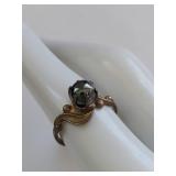 Sterling Silver Ring with Beautiful Black Pearl Motif Stone