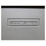 Manitowoc Ice Machine with Scotsman Ice Bin