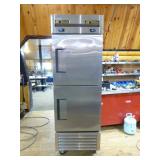 True Refrigerator/Freezer Combo