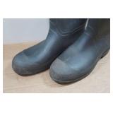 Red Ball Muck Boots - Size 9