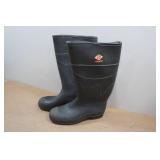 Red Ball Muck Boots - Size 9