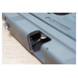 Springfield Armory XD .40 S&W Semi-Auto Pistol - 3 Magazines