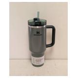 NEW STANLEY QUENCHER H2.0 TUMBLER (GREEN)