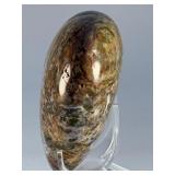 Agua Nueva Moss Agate Heart is a beautifully polished heart-shaped crystal showcasing the lush, green moss-like inclusions characteristic of Agua Nueva Moss Agate.