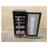 Hooure 14.96 in. 88L Single Zone Electric Humidor, 546-Counts Cigar Humidor Cabinet, Beverage and Wine Cooler in Black