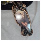 Sexy Lady Dragon Knife "The Knight Stone" Collection