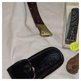 5 Knives Including Columbus