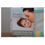 Tender Kisses Insulated Bottle Bag