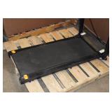 Cursor Fitness Treadmill