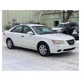 2010 HYUNDAI SONATA GLS *No Accidents* (NO RESERVE)