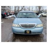 2009 LINCOLN TOWN CAR SIGNATURE LIMITED (NO RESERVE)