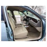 2009 LINCOLN TOWN CAR SIGNATURE LIMITED (NO RESERVE)