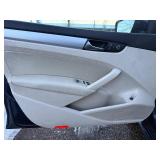 2013 VOLKSWAGEN PASSAT V6 SE *110k Miles* (NO RESERVE)