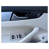2013 VOLKSWAGEN PASSAT V6 SE *110k Miles* (NO RESERVE)