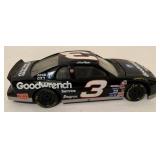NASCAR Dale Earnhardt Set of 2 Die-Cast Models