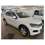 2013 Volkswagen Touareg Hybrid AWD
