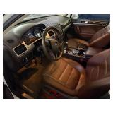 2013 Volkswagen Touareg Hybrid AWD