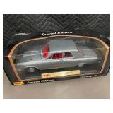 Maisto 1963 Dodge 330 Special Edition 1:18 Die-Cast Car