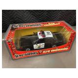 MotorWorks 1:18 California Highway Patrol Police Car Diecast