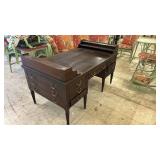 George Washington Presidential Desk Replica