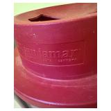 Trash can lid with magnetic silverware catcher