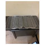 set of 5 wired baking sheets