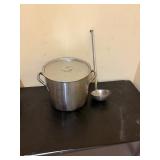 cooking pot