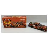 2001 NASCAR 1:24 Die Cast "Monte Carlo 400" Event Car Limited Edition 1 Of 504 Looney Tunes In Original Box