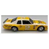 Vintage 2004 Collectible 1:24 Scale Die Cast "DALE EARNHARDT SR." #2  Mello Yellow Ventura Legacy Series In Original Boxes