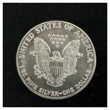 1987 Silver Eagle - 99.9% pure silver One Troy Ounce  - Like new uncirculated! TAX EXEMPT  Bright and detailed