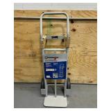 Strongway 2-in-1 Convertible Hand Truck, 600-Lb. Capacity, 47.24in.H (broken wheel)
