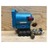 Cat Pumps 4DX series direct drive plunger pump (sold as is)