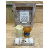 Home decor (lot of 4)